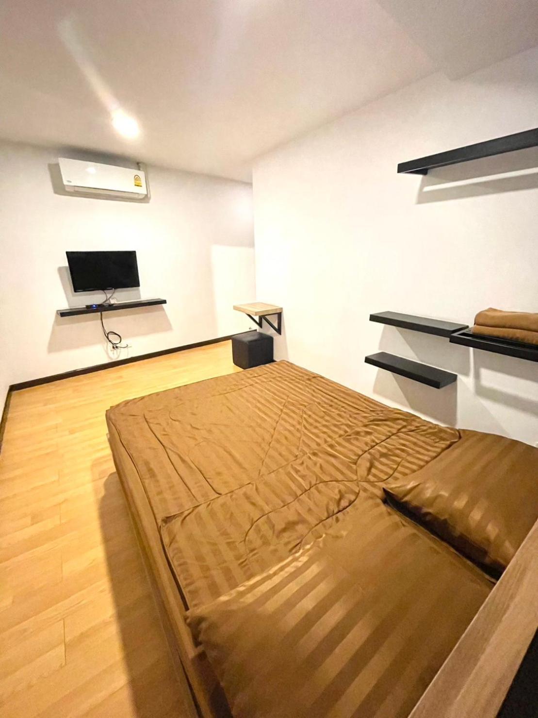 Inn Trog And Inn Soi (Adults Only) Bangkok Extérieur photo
